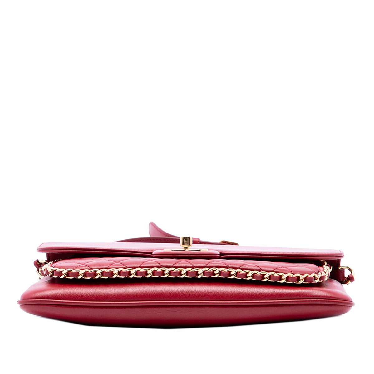 Chanel Quilted Lambskin CC Unchained Flap — Red