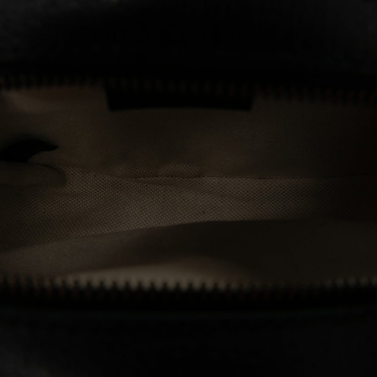 Gucci GG Velvet Ophidia Round Crossbody — Black