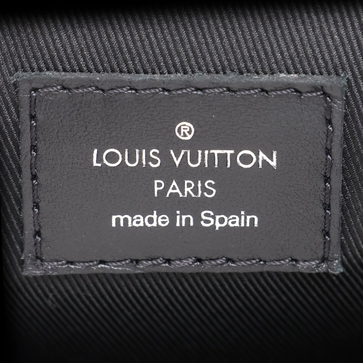 Louis Vuitton Damier Graphite District PM