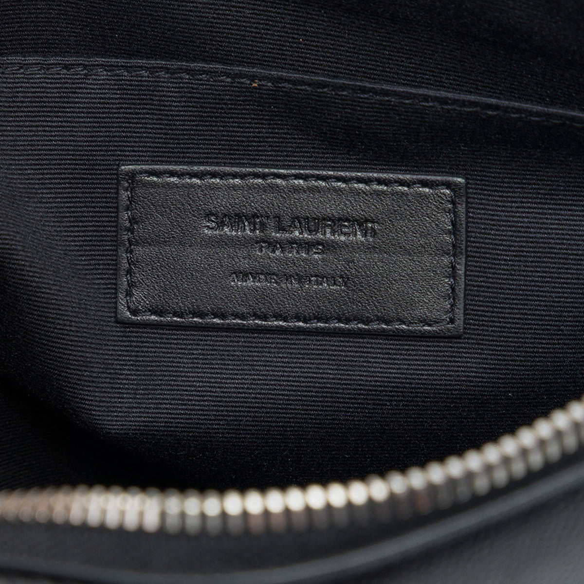 Saint Laurent Grain De Poudre Zip Clutch — Black