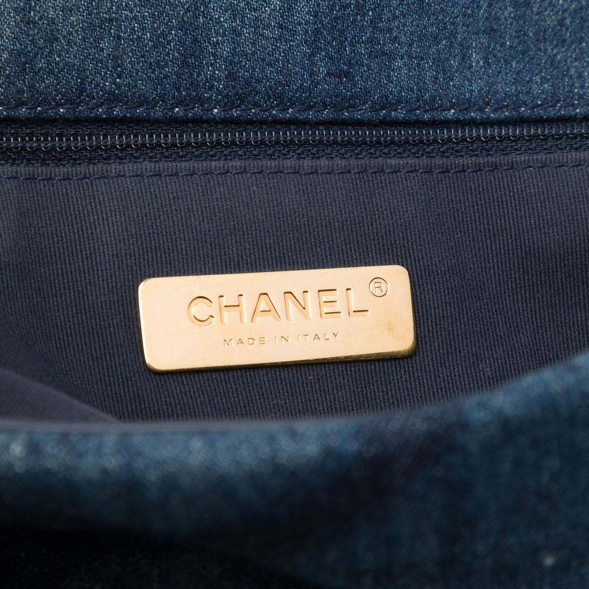 Chanel Medium Denim 19 Flap — Blue