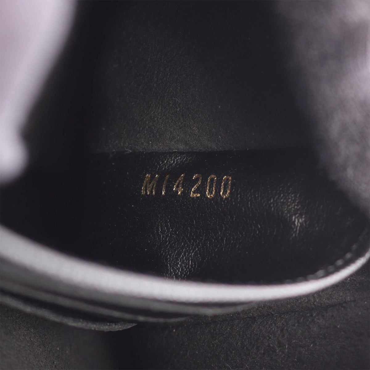Louis Vuitton Monogram Giant Reverse Double Zip Pochette