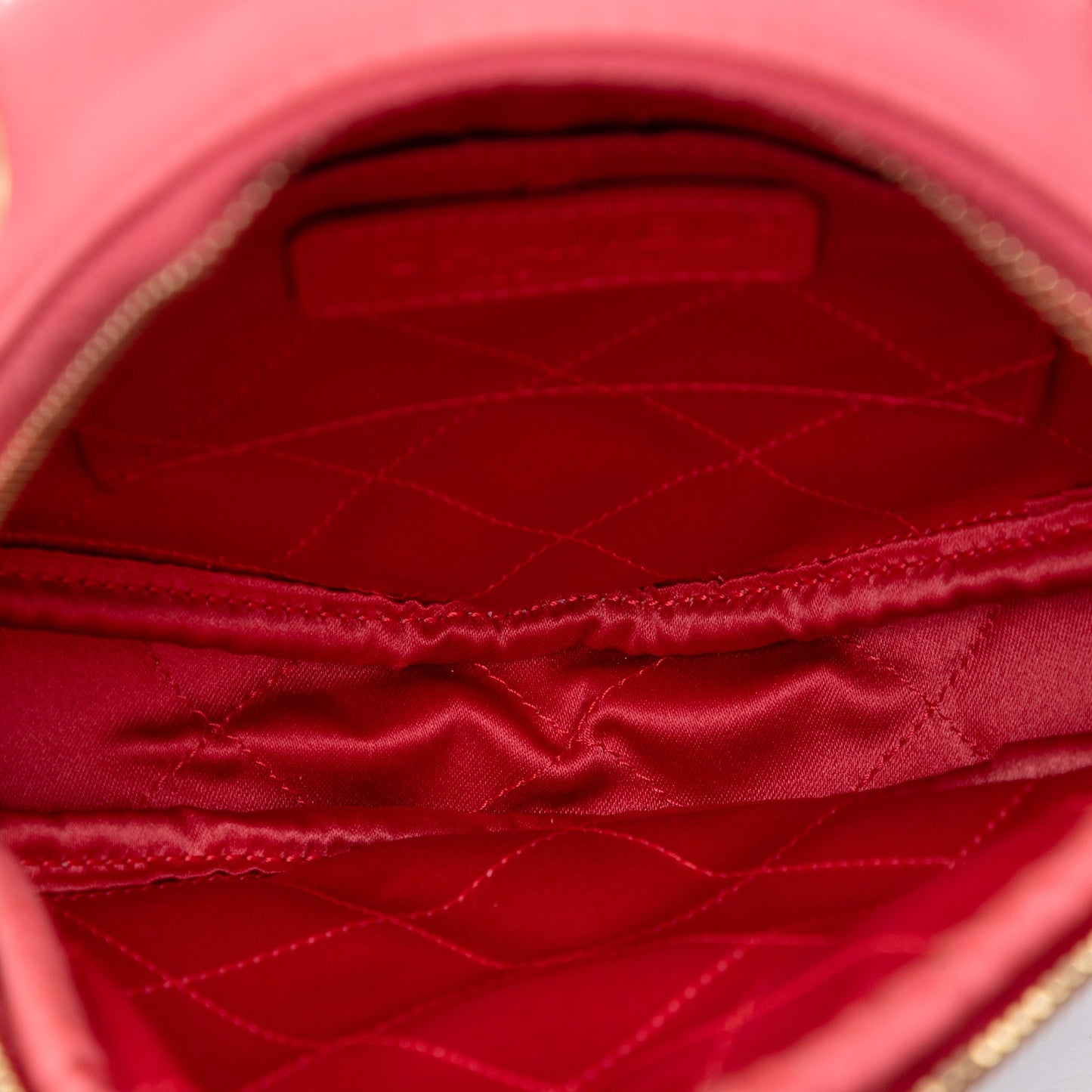 Chanel CC Quilted Lambskin Diamond Clutch with Chain
