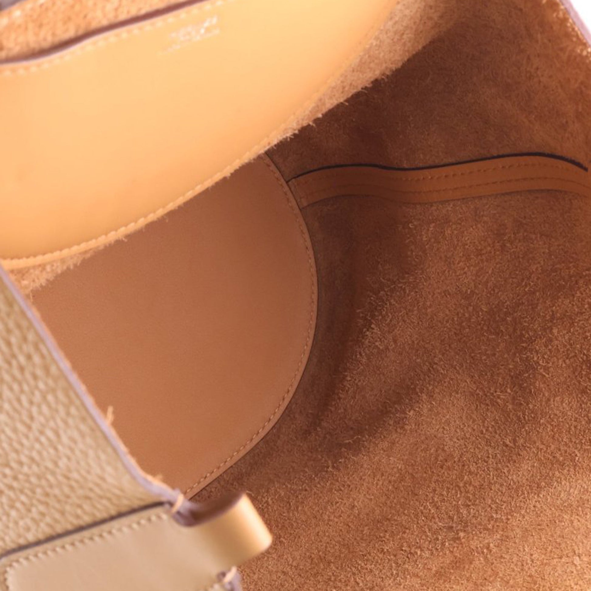 Hermès Clemence and Swift In the Loop 23