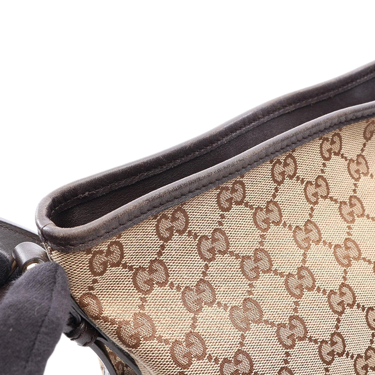 Gucci GG Canvas Crossbody — Beige