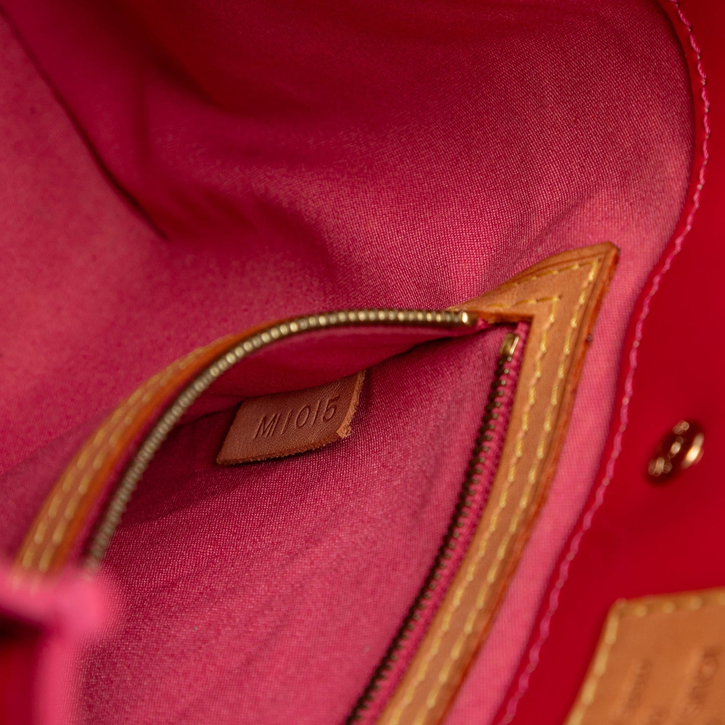 Louis Vuitton Monogram Vernis Reade PM