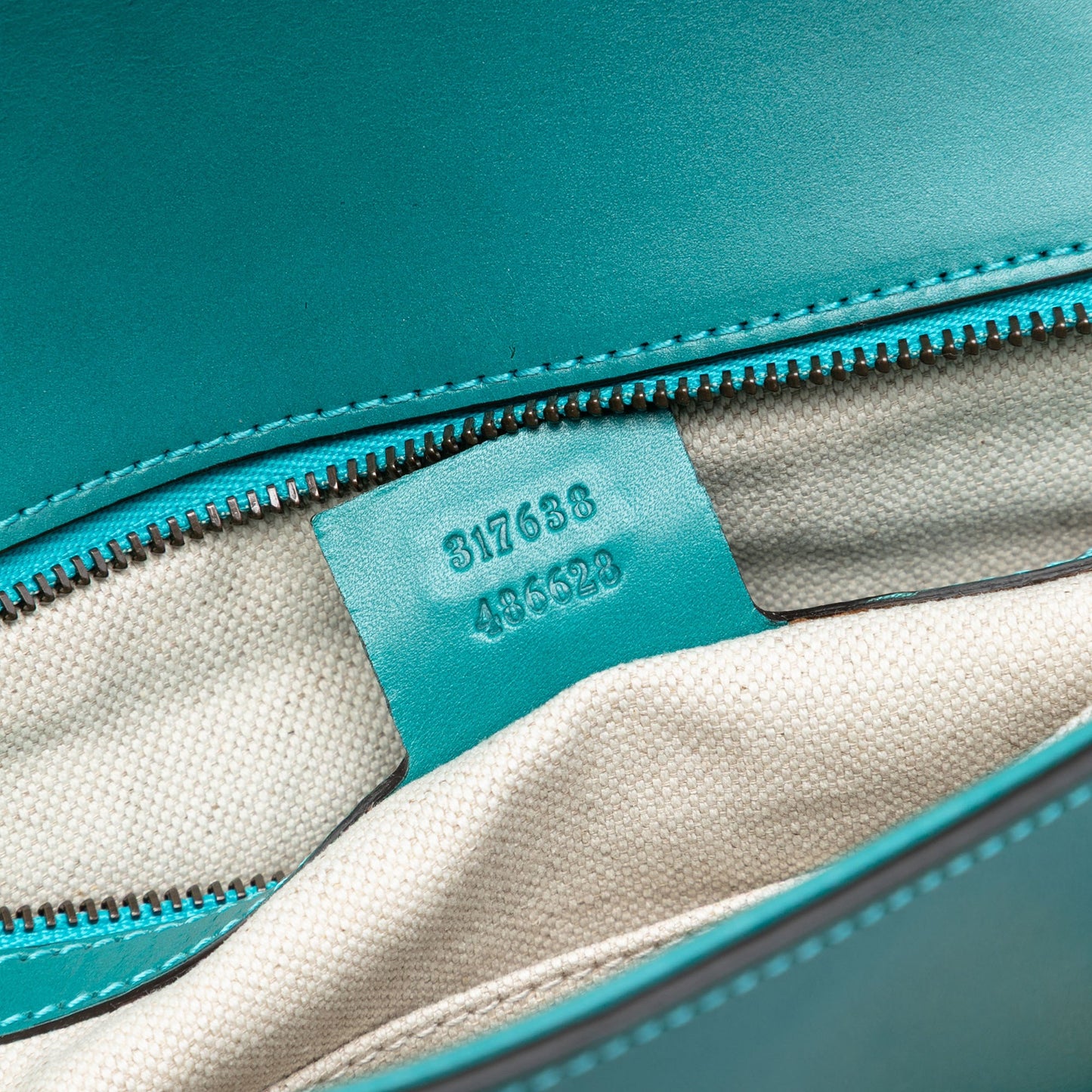 Gucci Calfskin Bright Bit Clutch