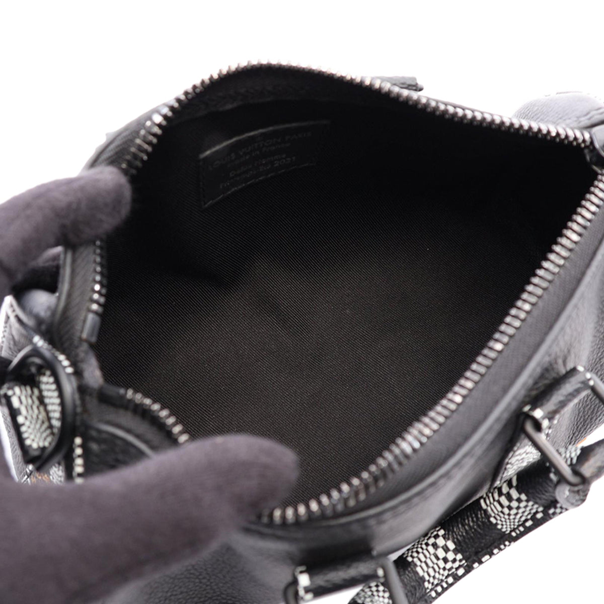 Louis Vuitton Damier Distorted City Keepall XS