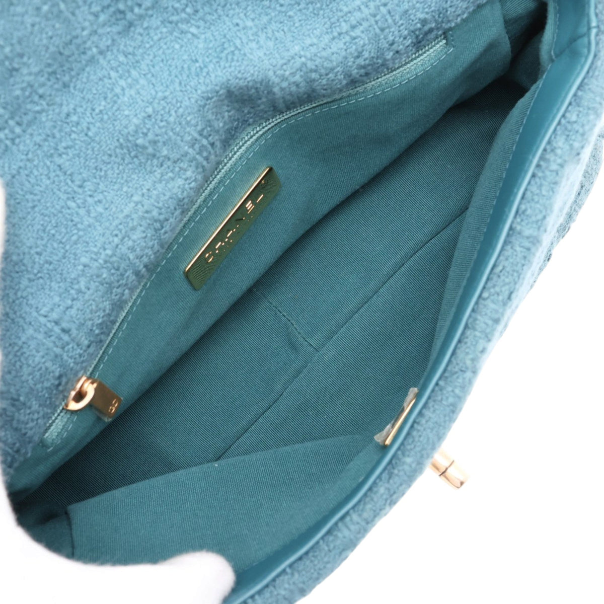 Chanel Medium Tweed 19 Flap — Blue