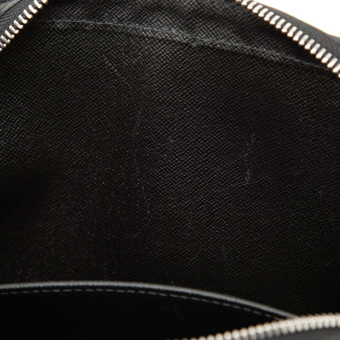 Louis Vuitton Taiga Pochette Baikal