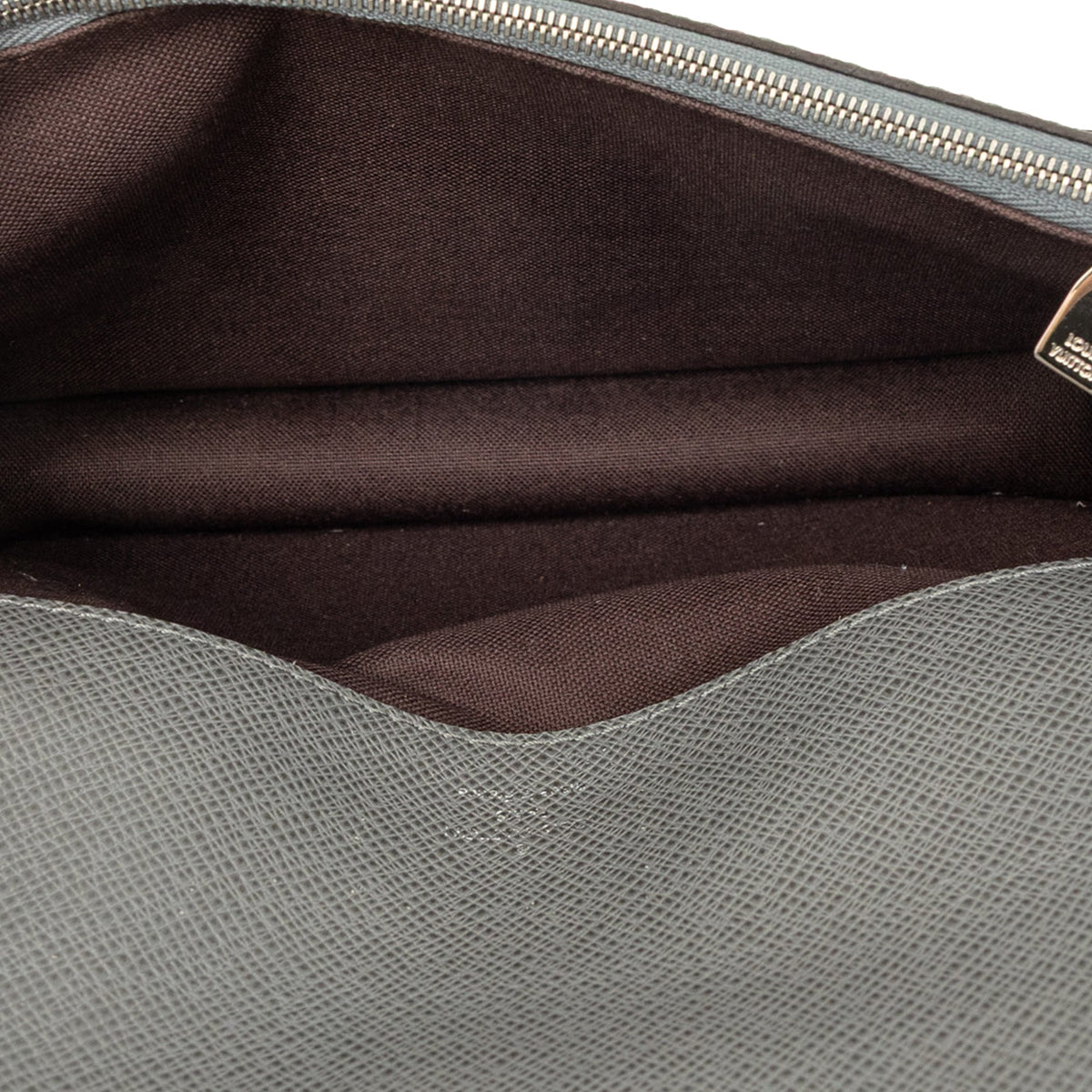Louis Vuitton Taiga Neo Belaia Clutch