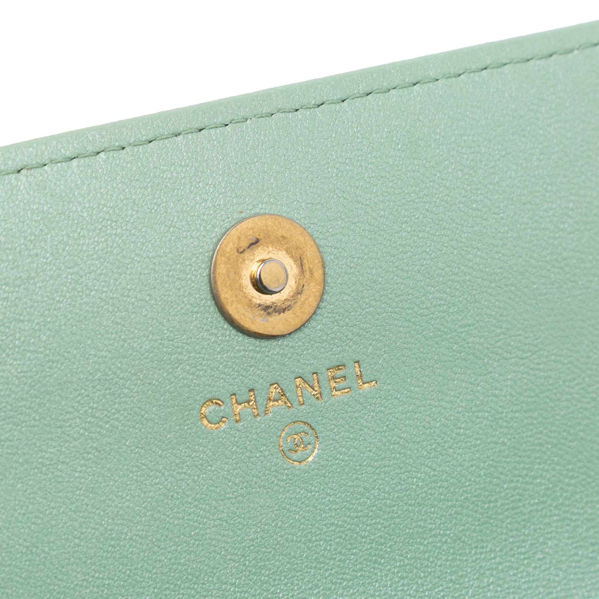 Chanel Quilted Lambskin 19 Wallet on Chain