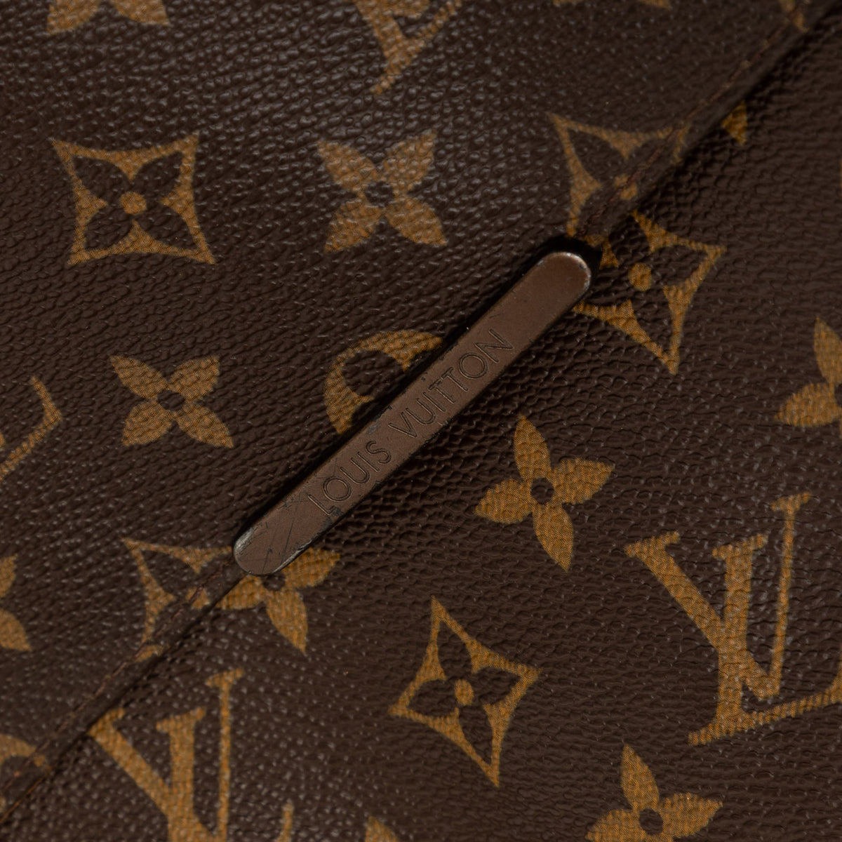 Louis Vuitton Monogram Beaubourg Messenger MM