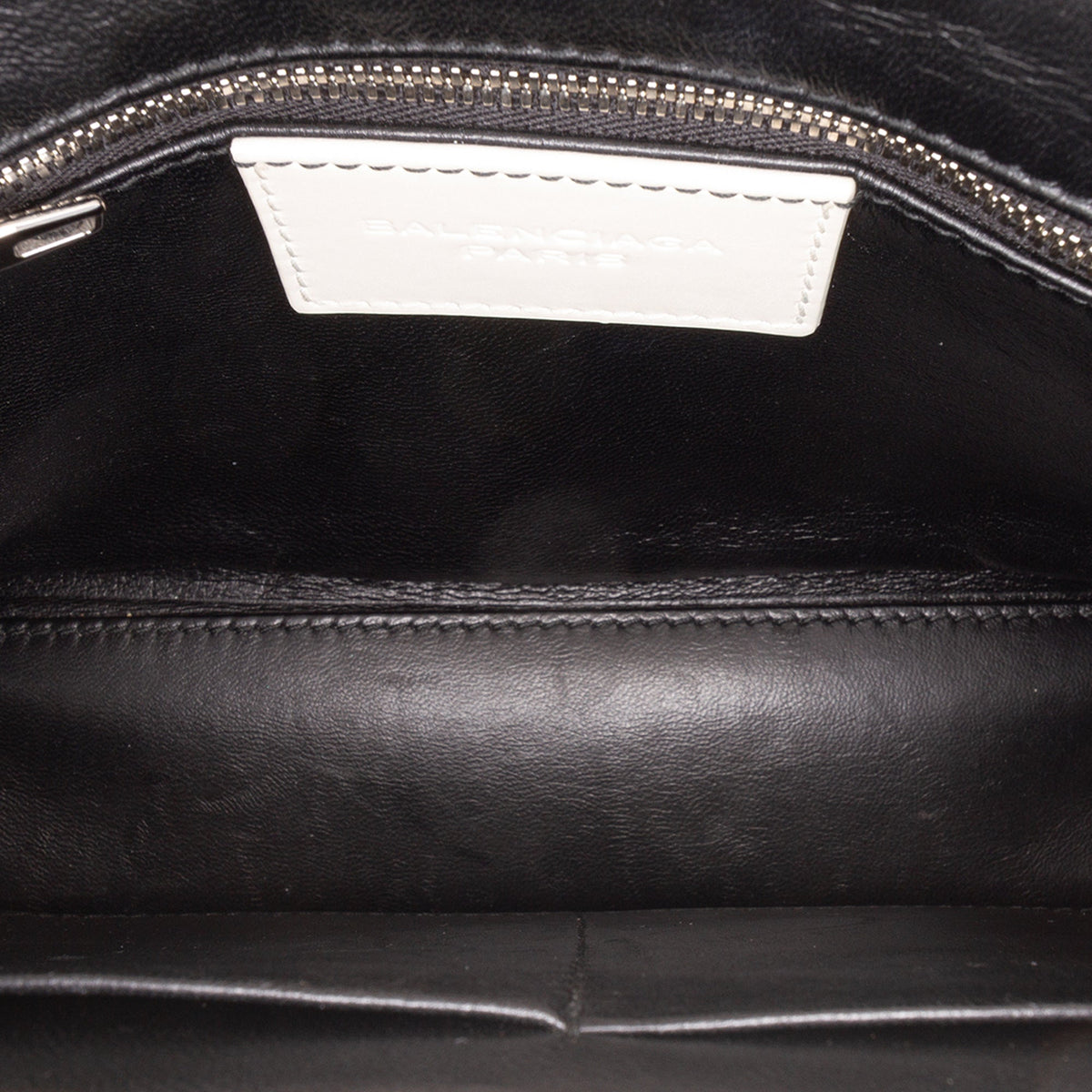 Balenciaga Calfskin Maillon Round Handle Bag M