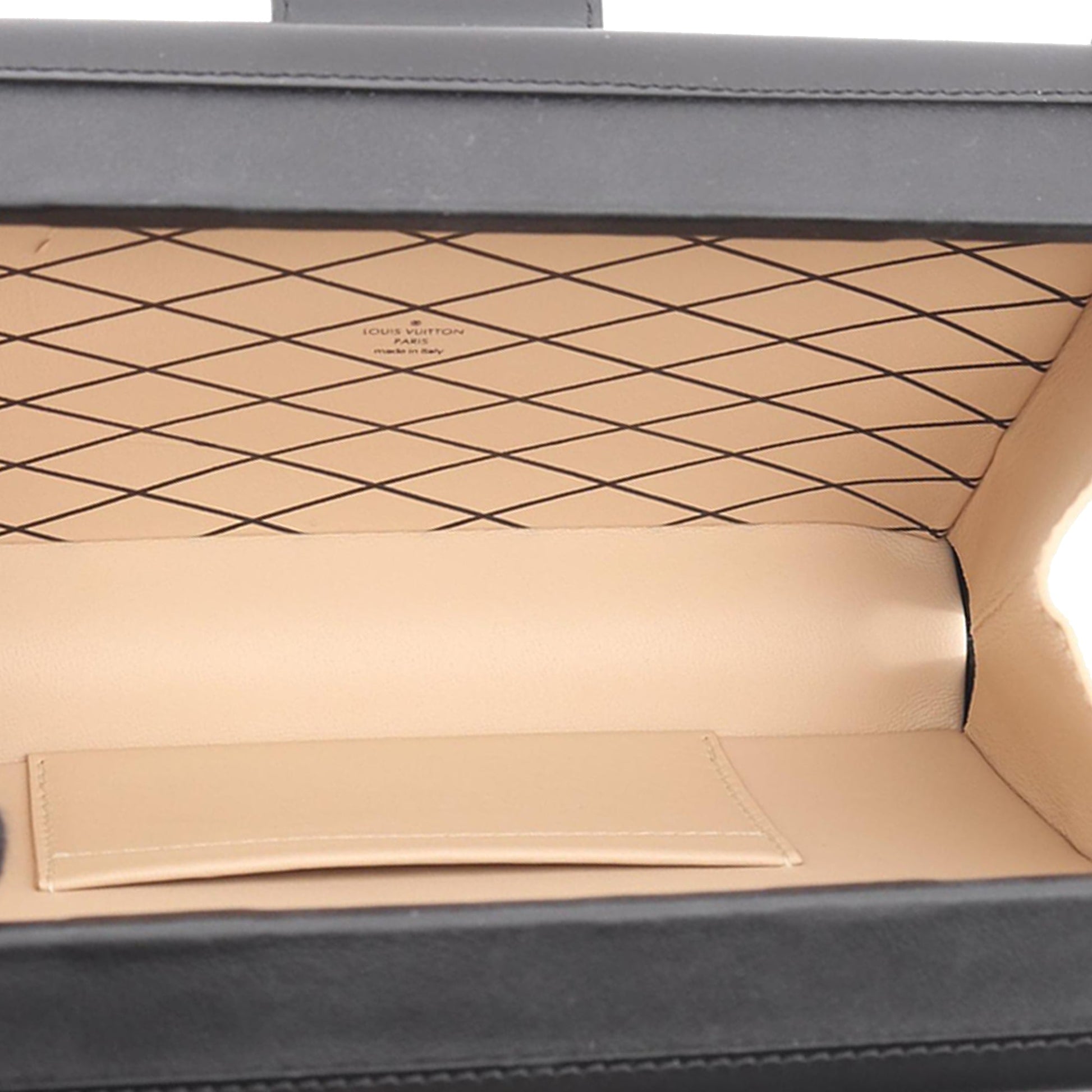 Louis Vuitton Monogram Vernis Petite Malle
