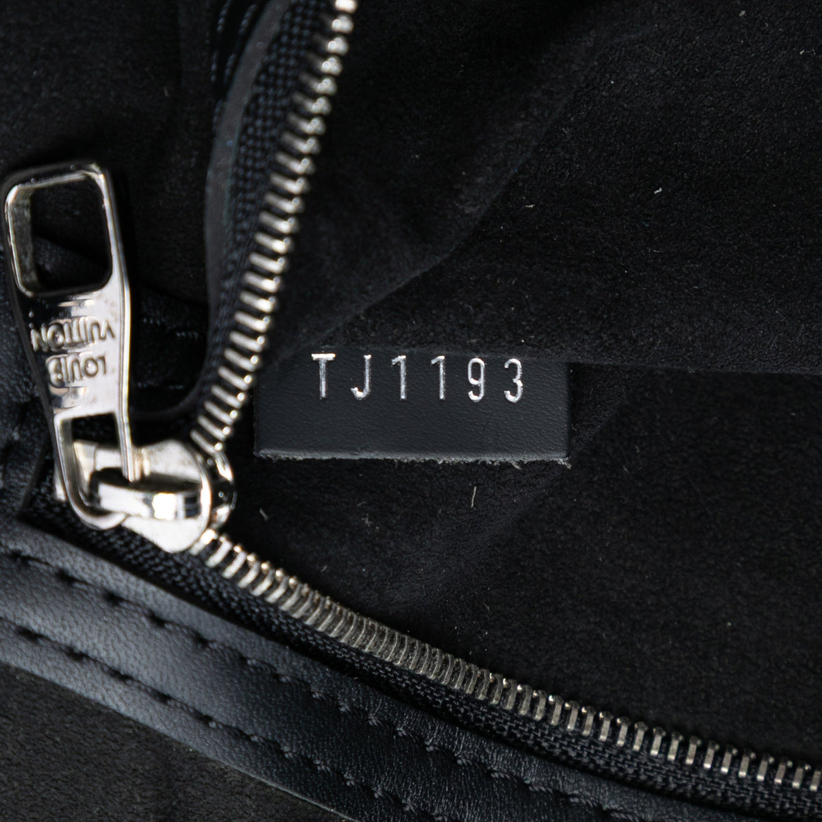 Louis Vuitton Epi Pochette Jour GM