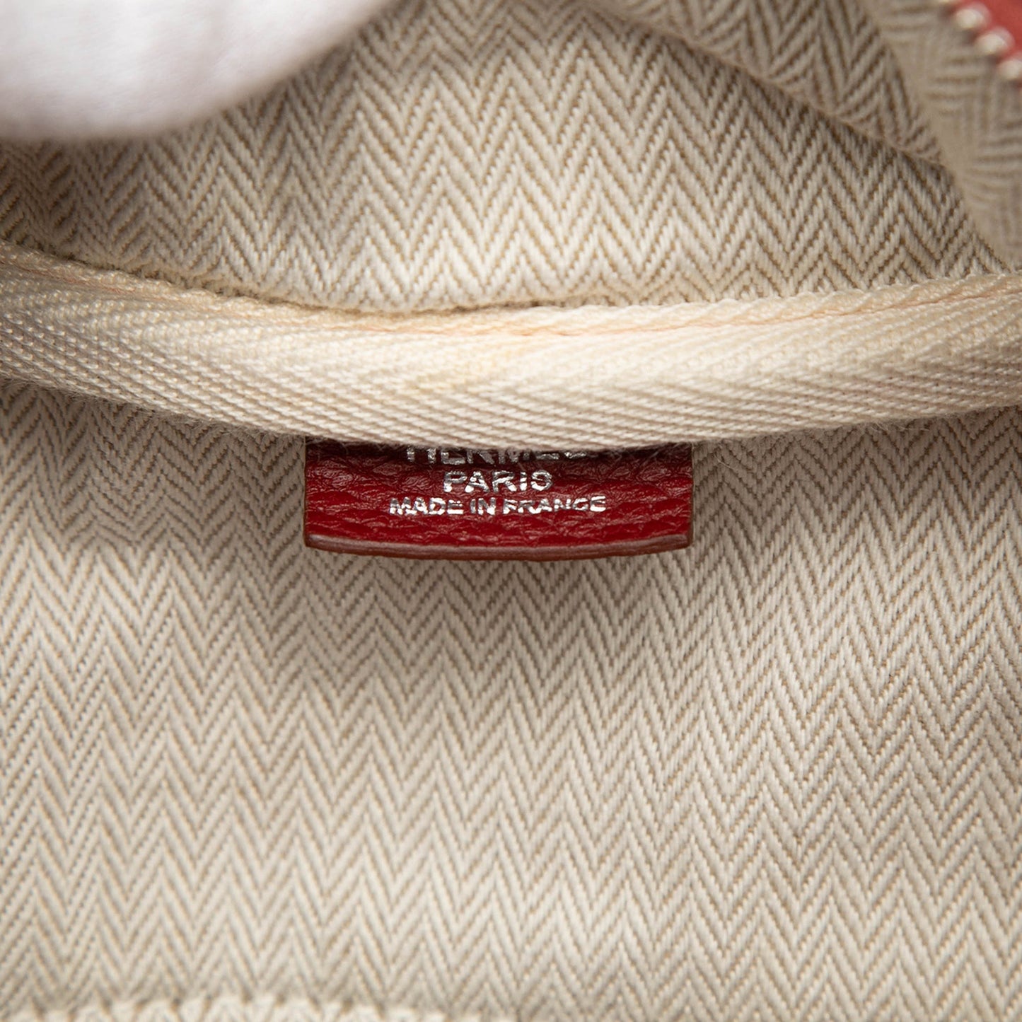 Hermès Clemence Victoria II 43