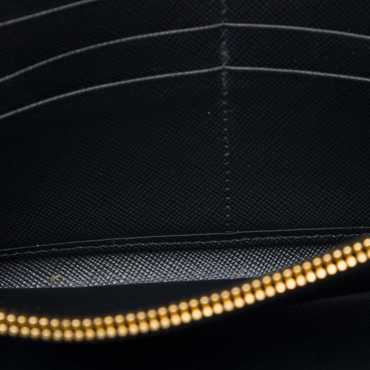 Prada Saffiano Wallet On Chain — Black
