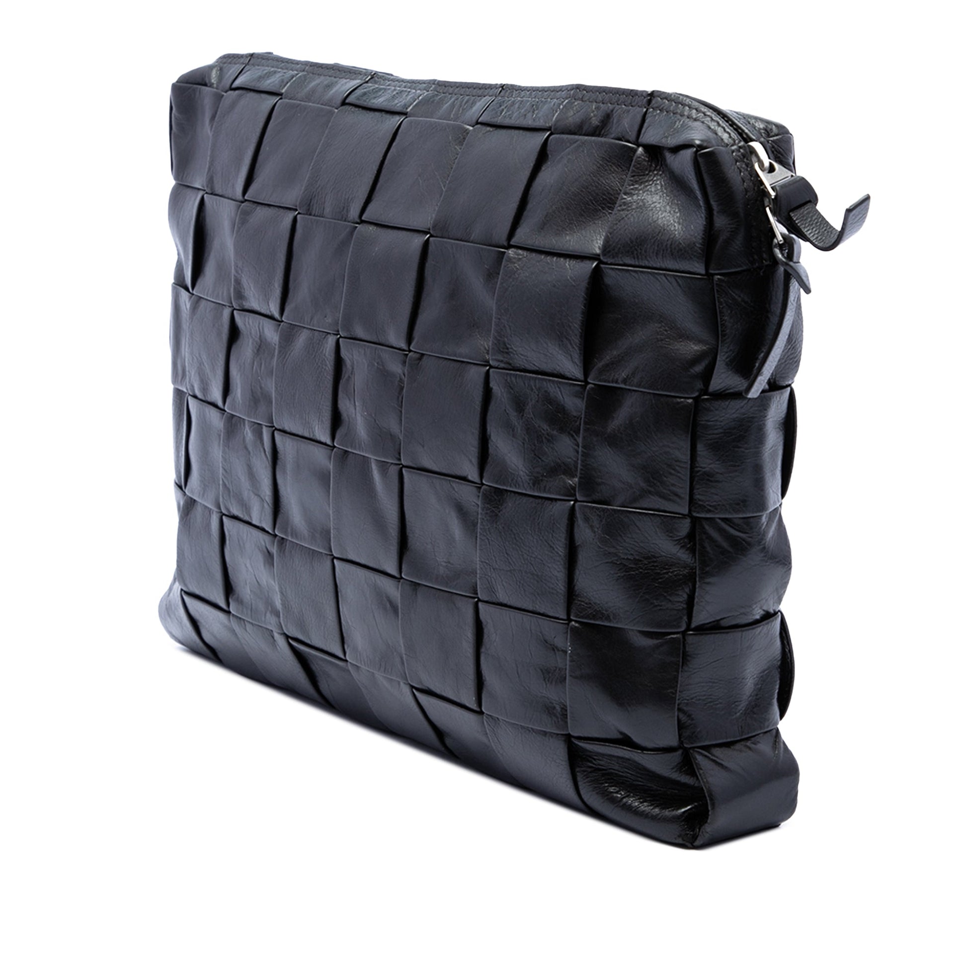 Bottega Veneta Paper Calfskin Maxi Intrecciato Cassette Clutch