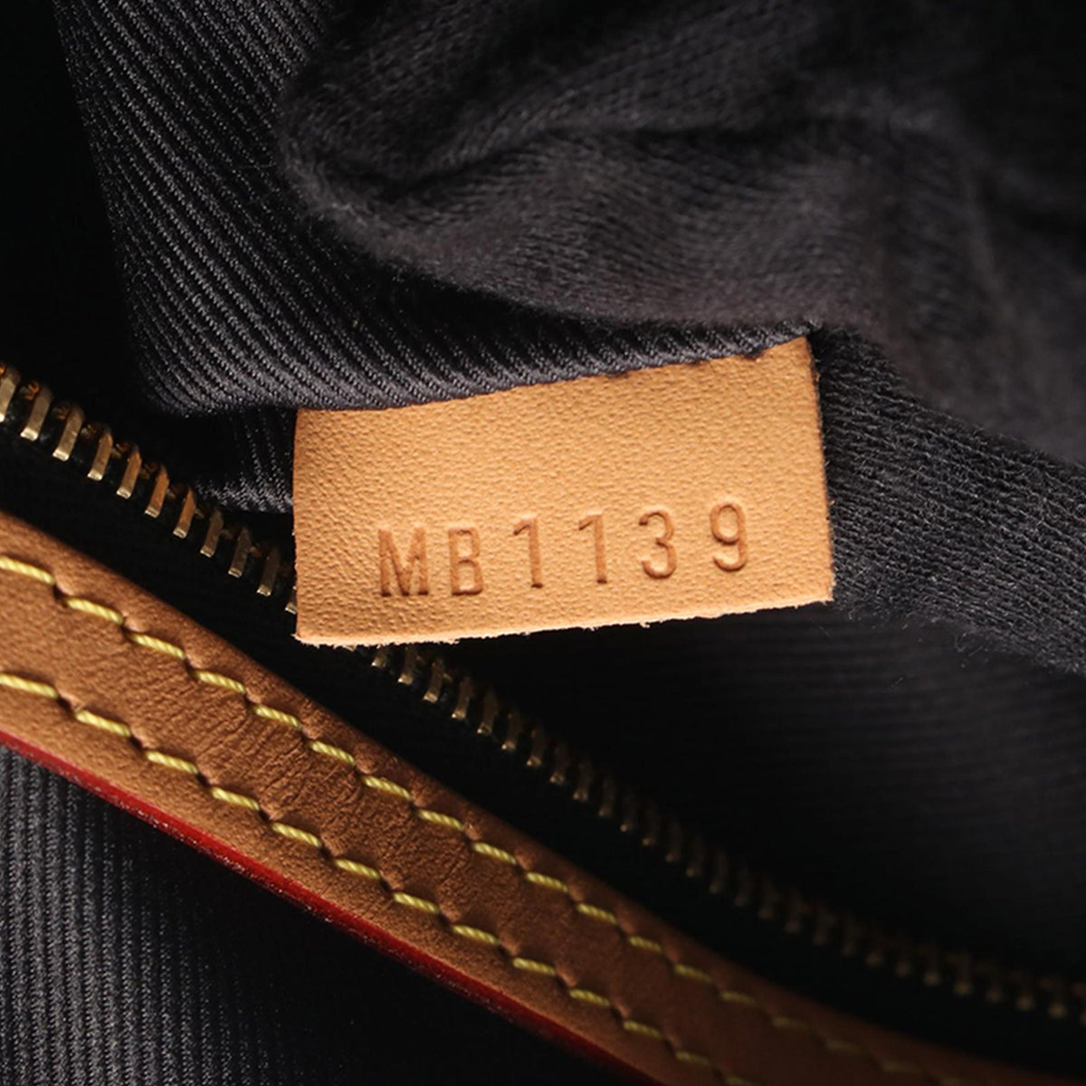Louis Vuitton Monogram Giant Reserve Keepall Bandouliere 50 — Brown