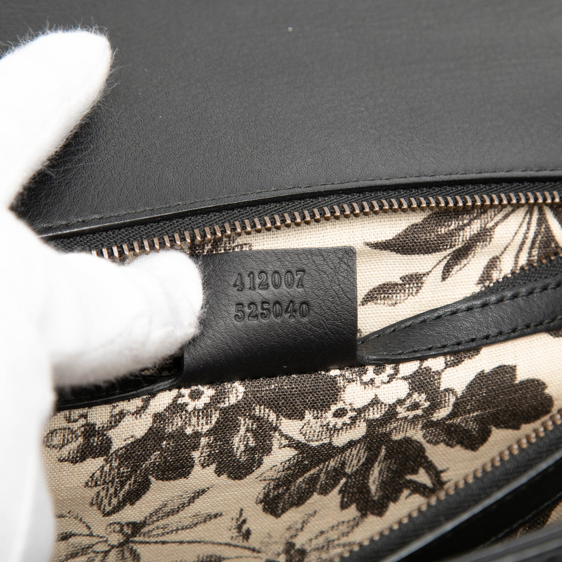 Gucci Calfskin Animalier Shoulder Bag