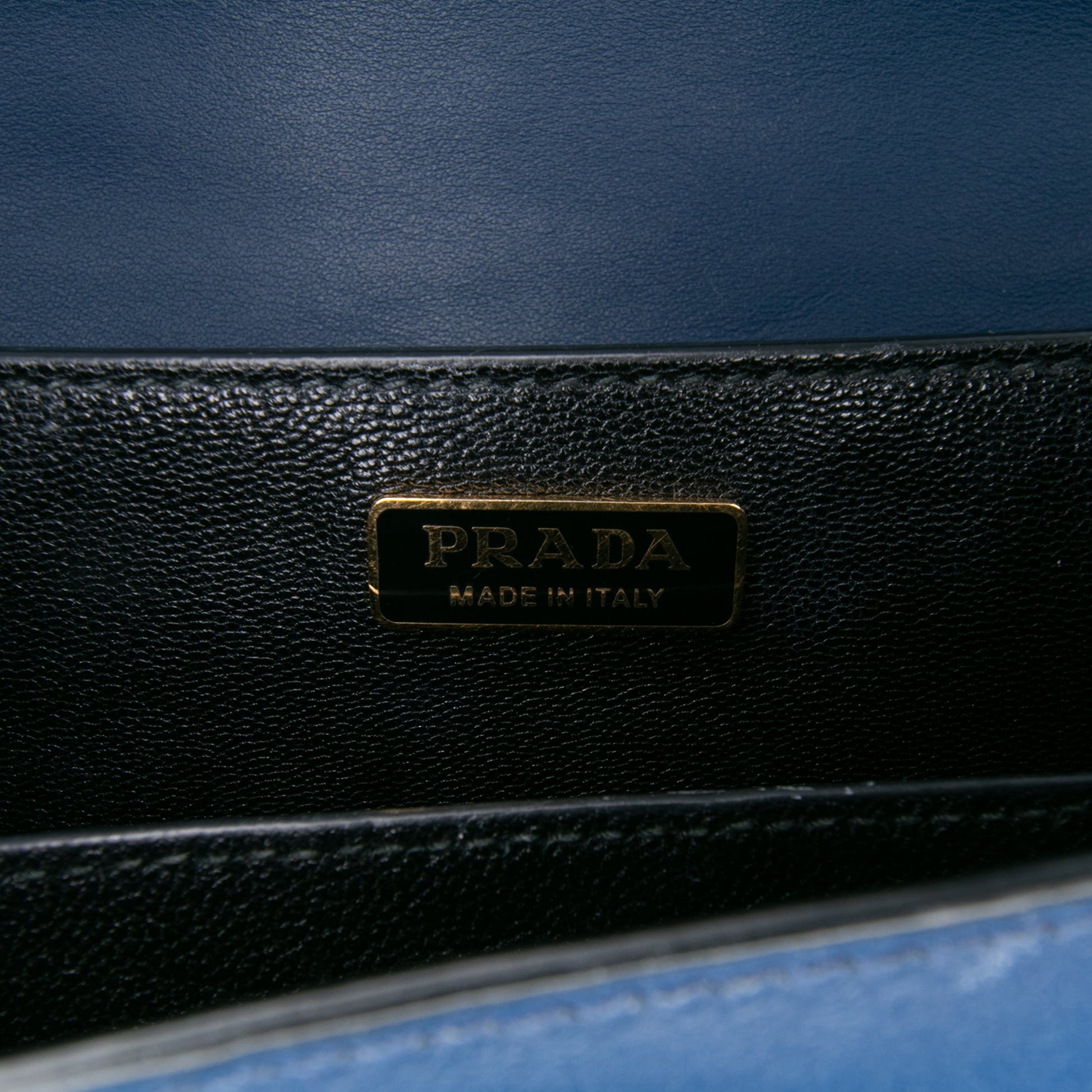 Prada Saffiano Trimmed City Calf Cahier Crossbody