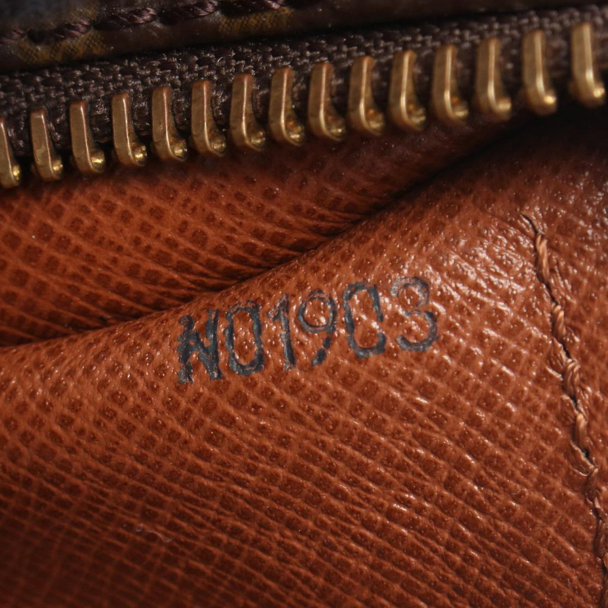 Louis Vuitton Monogram Papillon 26