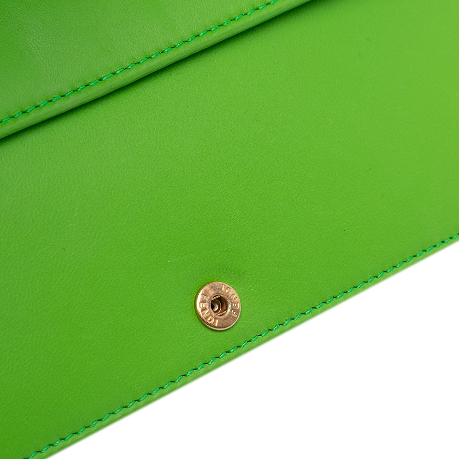 Fendi Nappa Logo Embossed Long Wallet On Chain