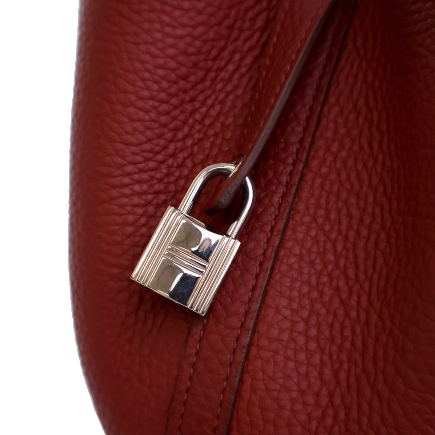 Hermès Clemence Picotin Lock 18