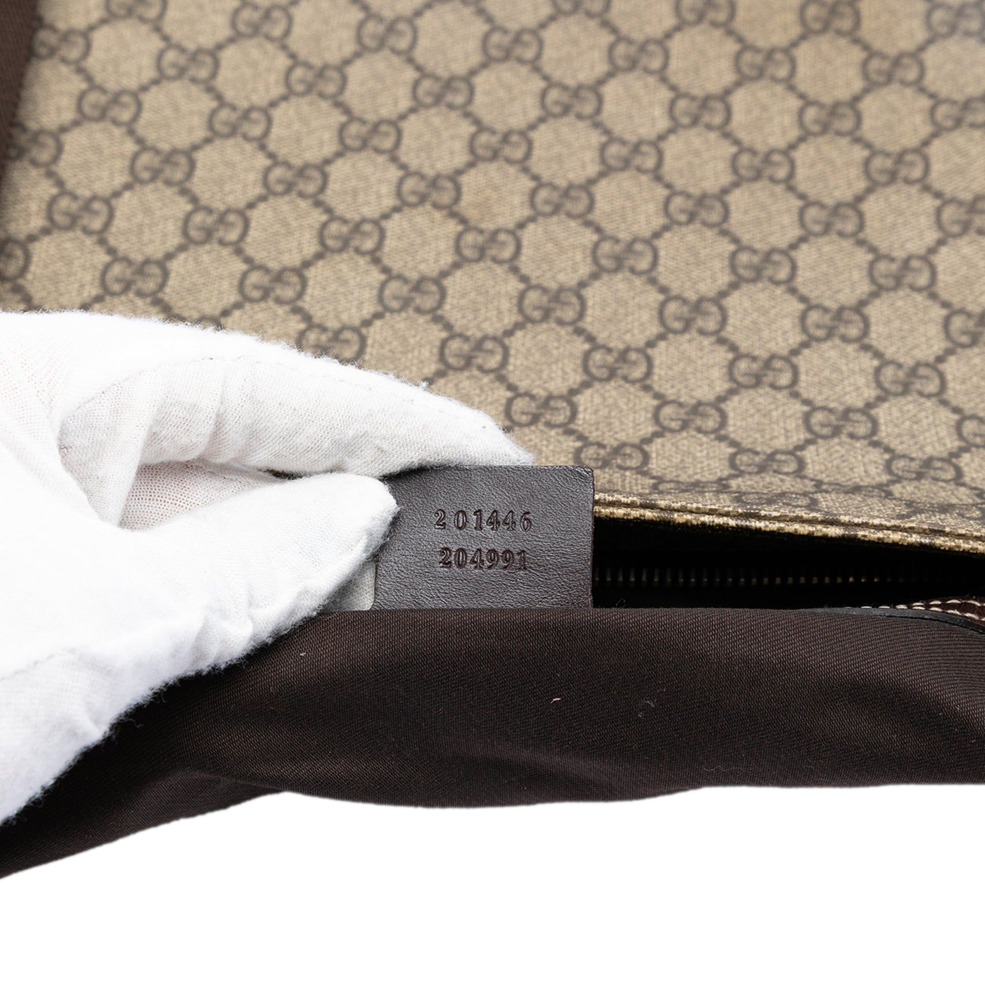 Gucci GG Supreme Crossbody
