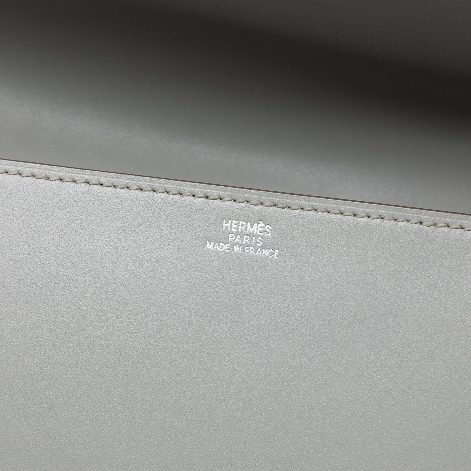 Hermès Tadelakt Medor Clutch 23
