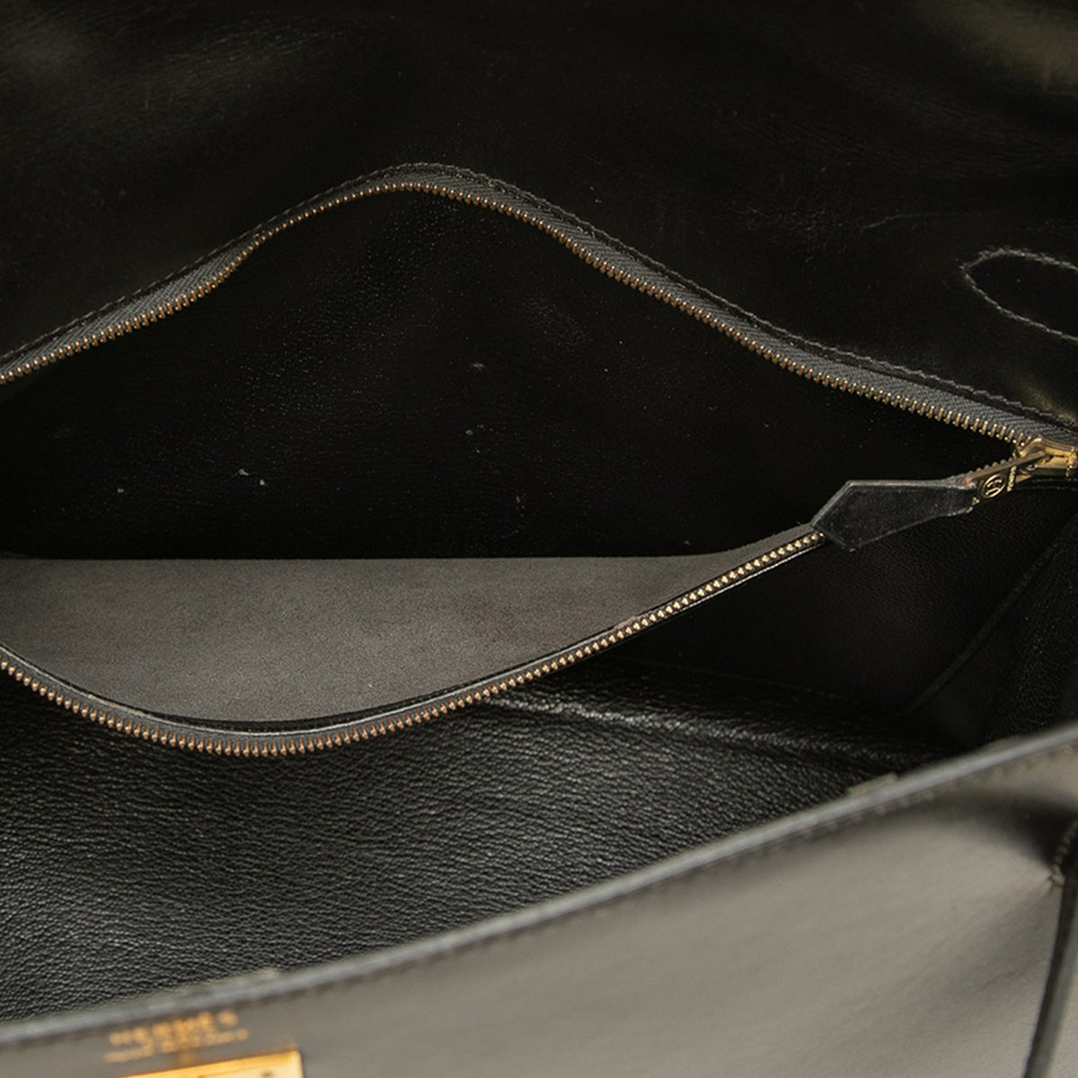 Hermès Box Calf Kelly Sellier 32 — Black