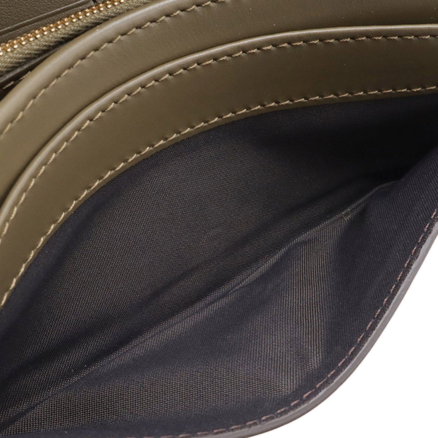 Fendi Smooth and Grained Calfskin Vitello King Cruise FF Diamonds Continental Envelope Wallet On Chain