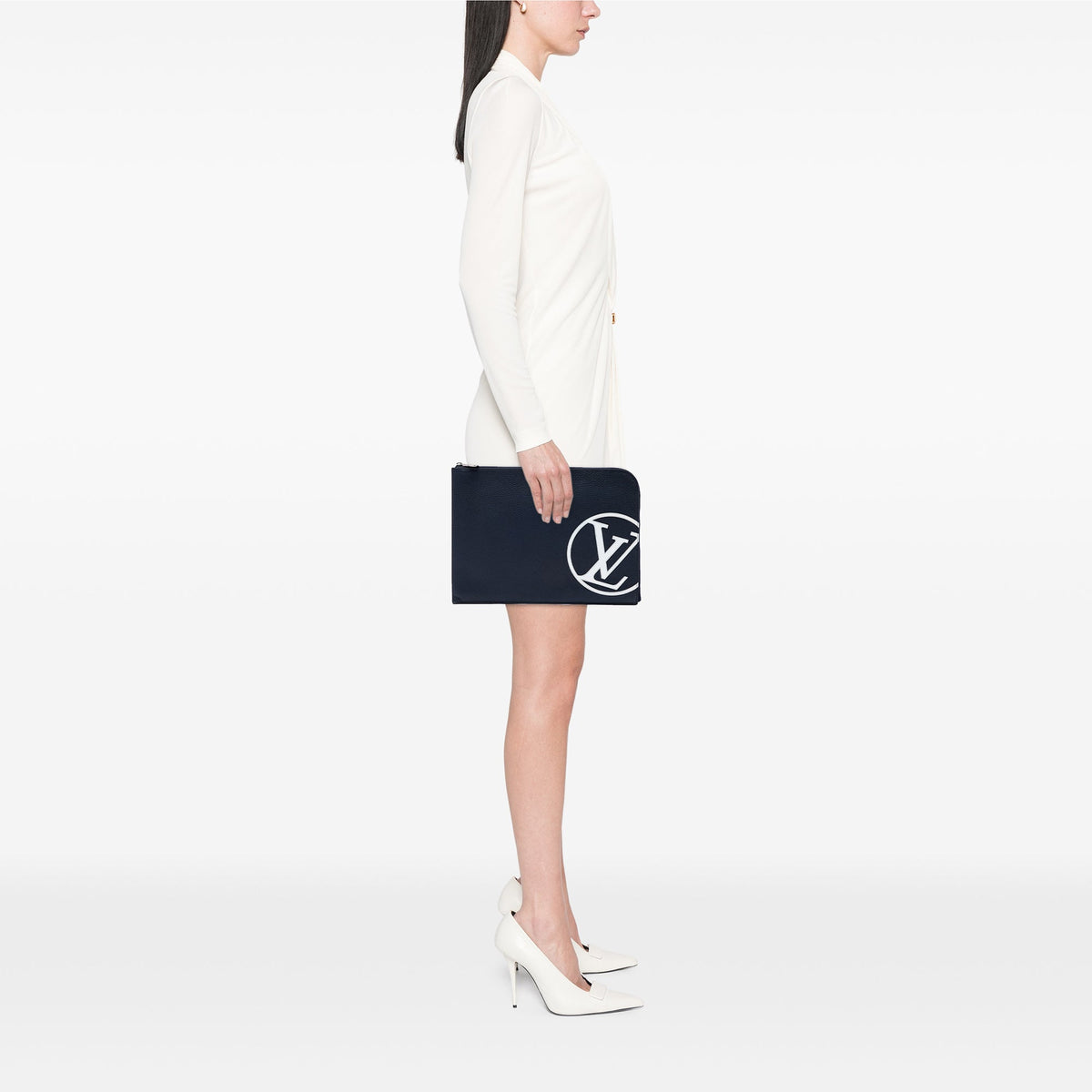 Louis Vuitton Taurillon Initials Circle Pochette Jour GM — Blue