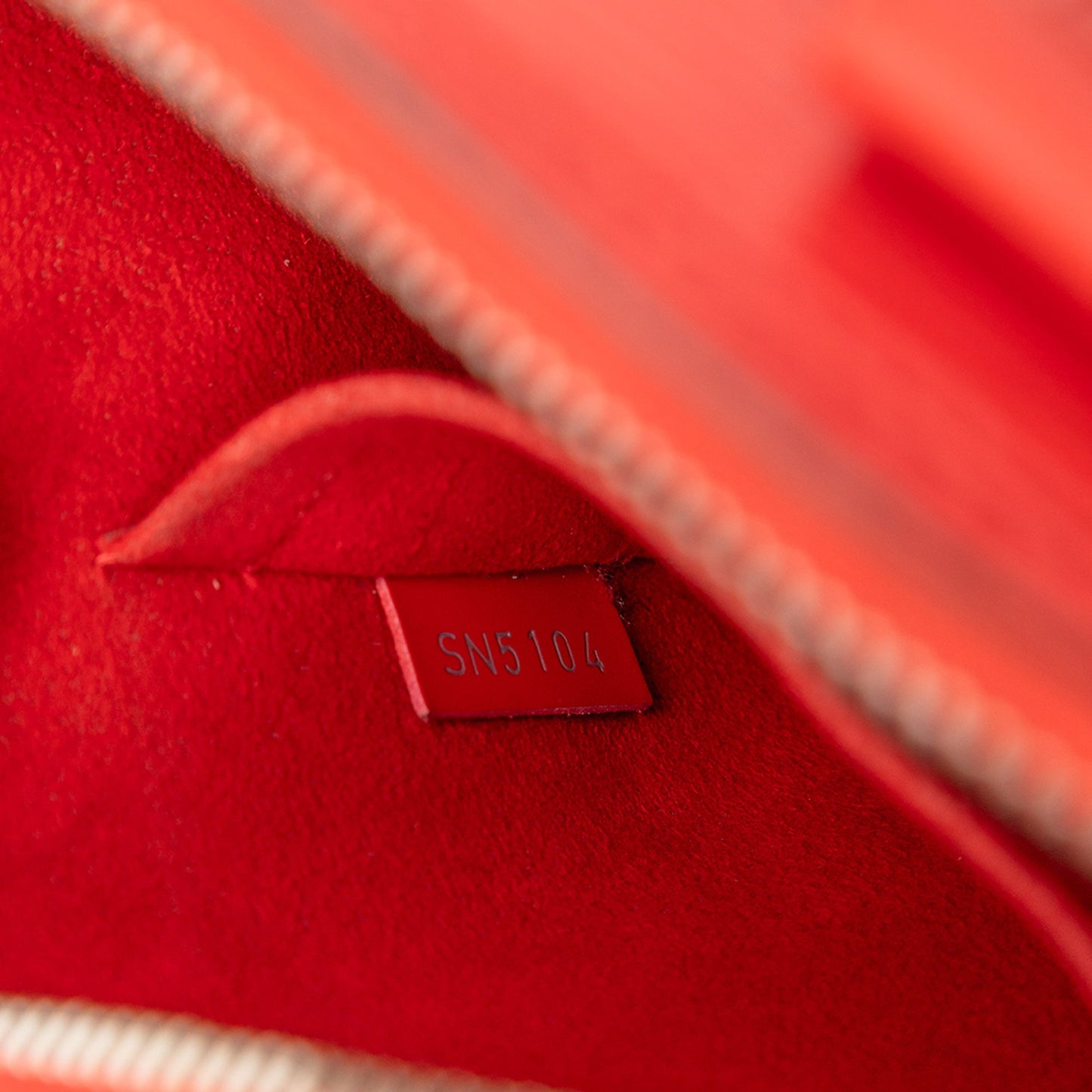 Louis Vuitton Epi Alma BB