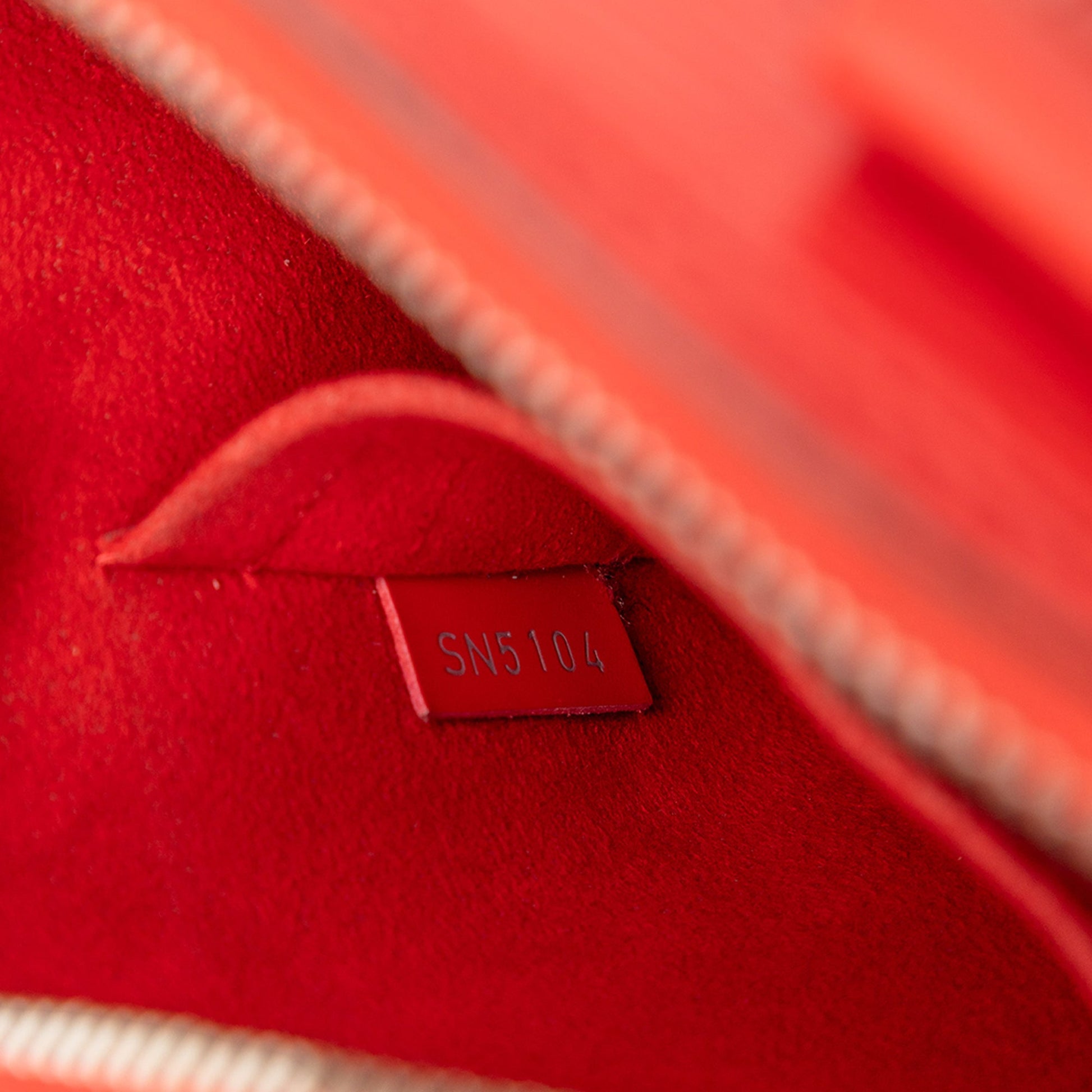 Louis Vuitton Epi Alma BB