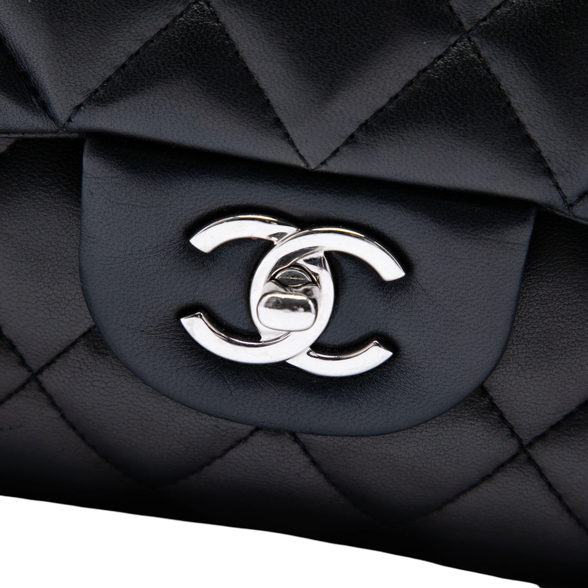 Chanel Jumbo Classic Lambskin Double Flap — Black