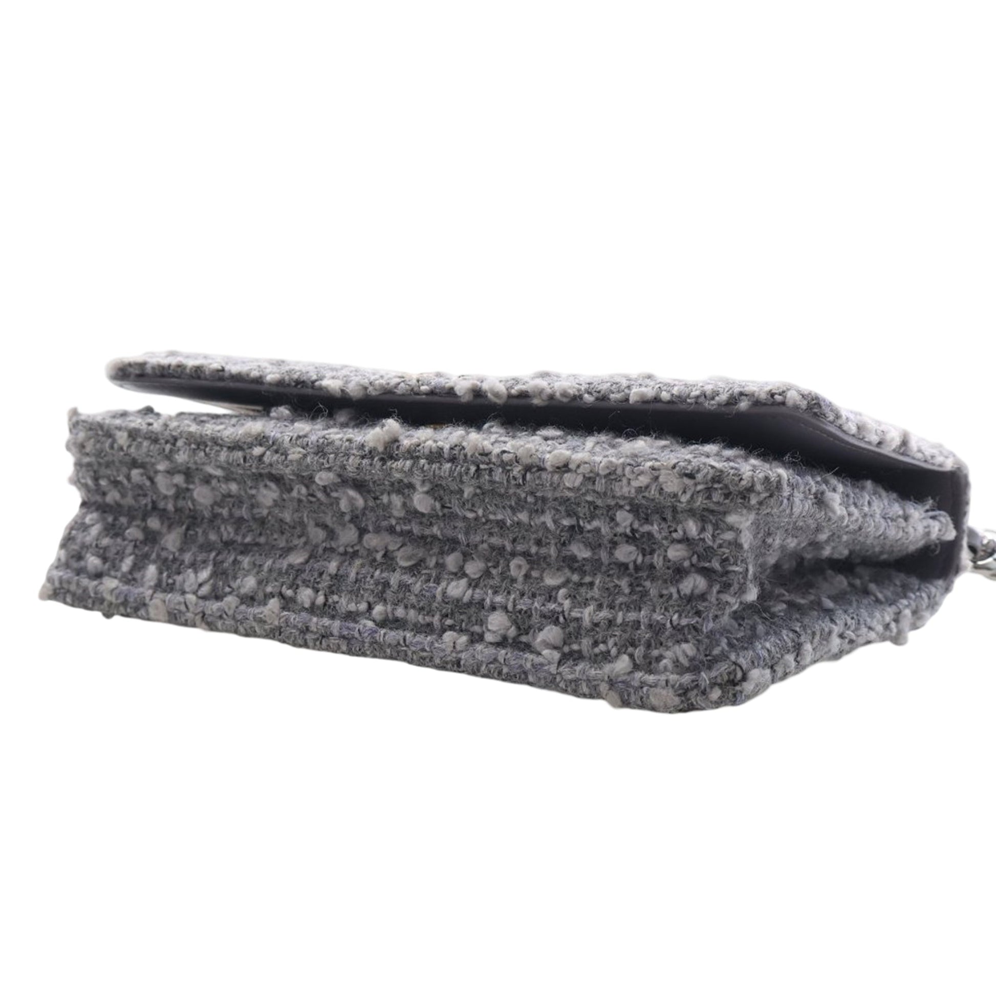 Chanel Tweed 19 Wallet On Chain