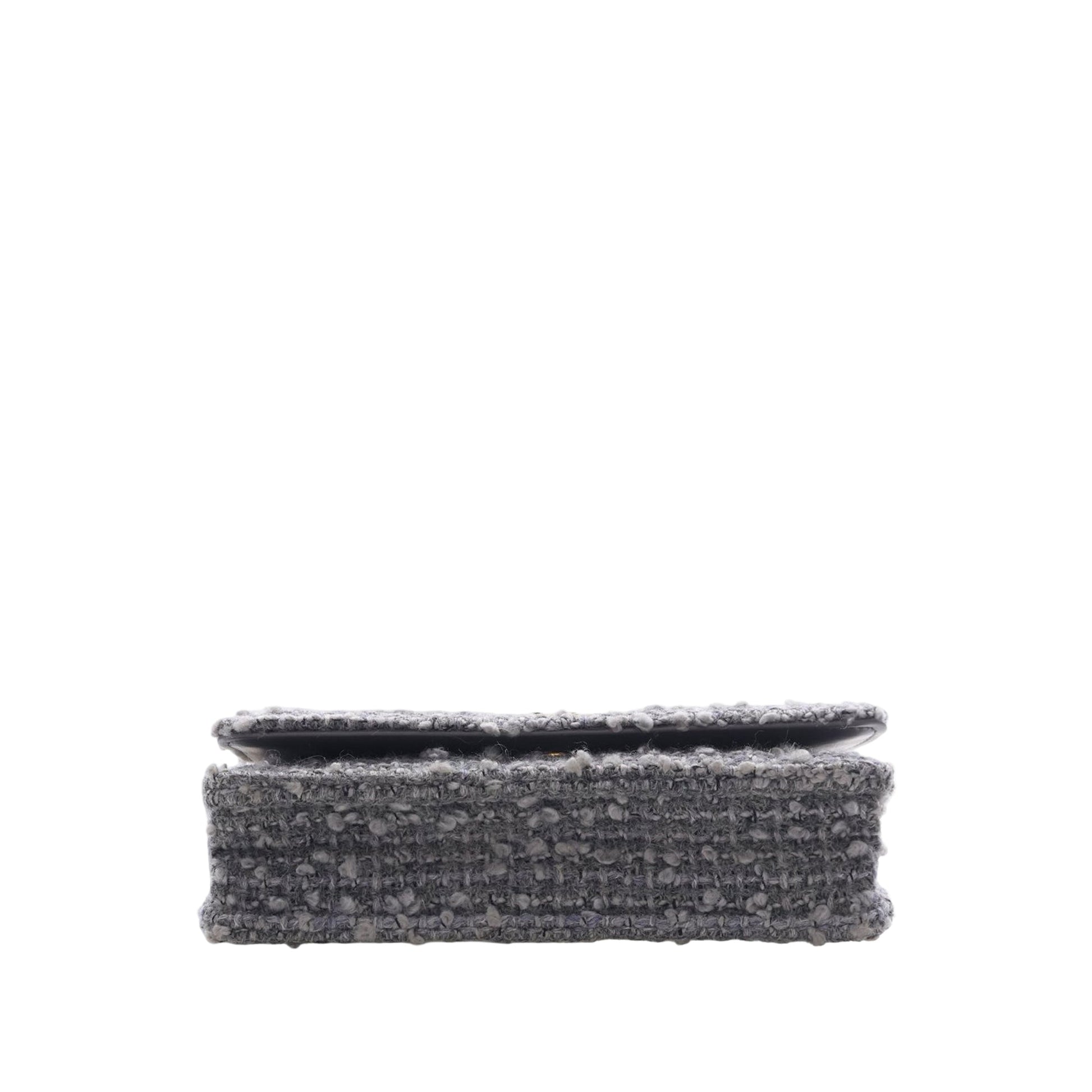 Chanel Tweed 19 Wallet On Chain