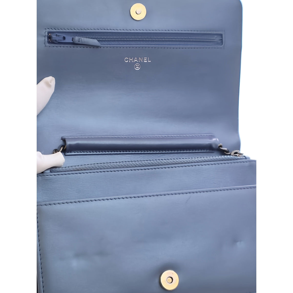 Chanel Quilted Iridescent Aged Calfskin Gabrielle Wallet On Chain — Blue
