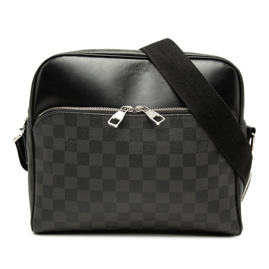 Louis Vuitton Damier Graphite Dayton Reporter MM