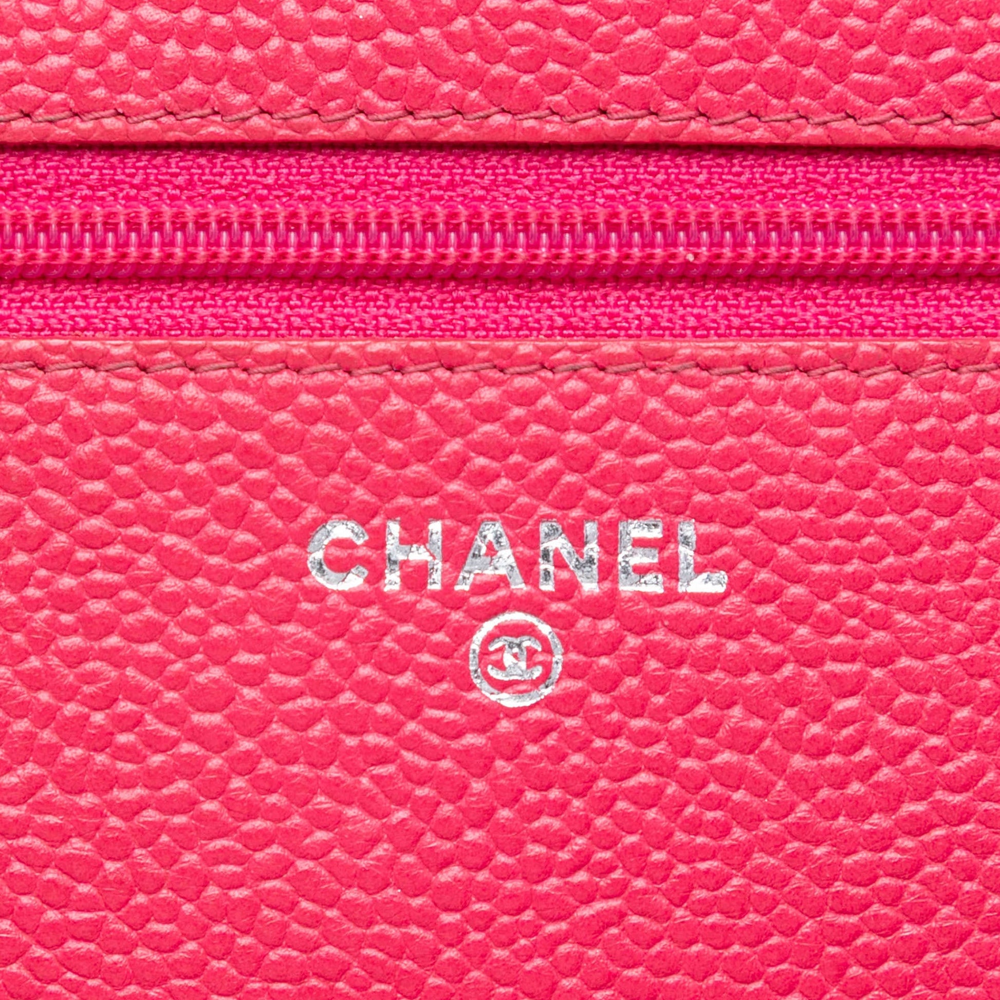 Chanel Caviar Bicolor CC Wallet On Chain