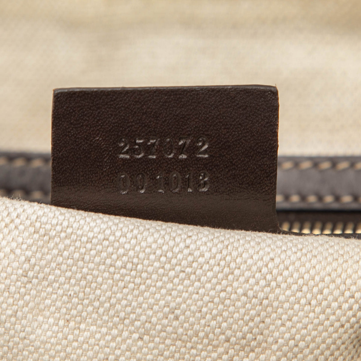 Gucci GG Canvas Lovely Crossbody