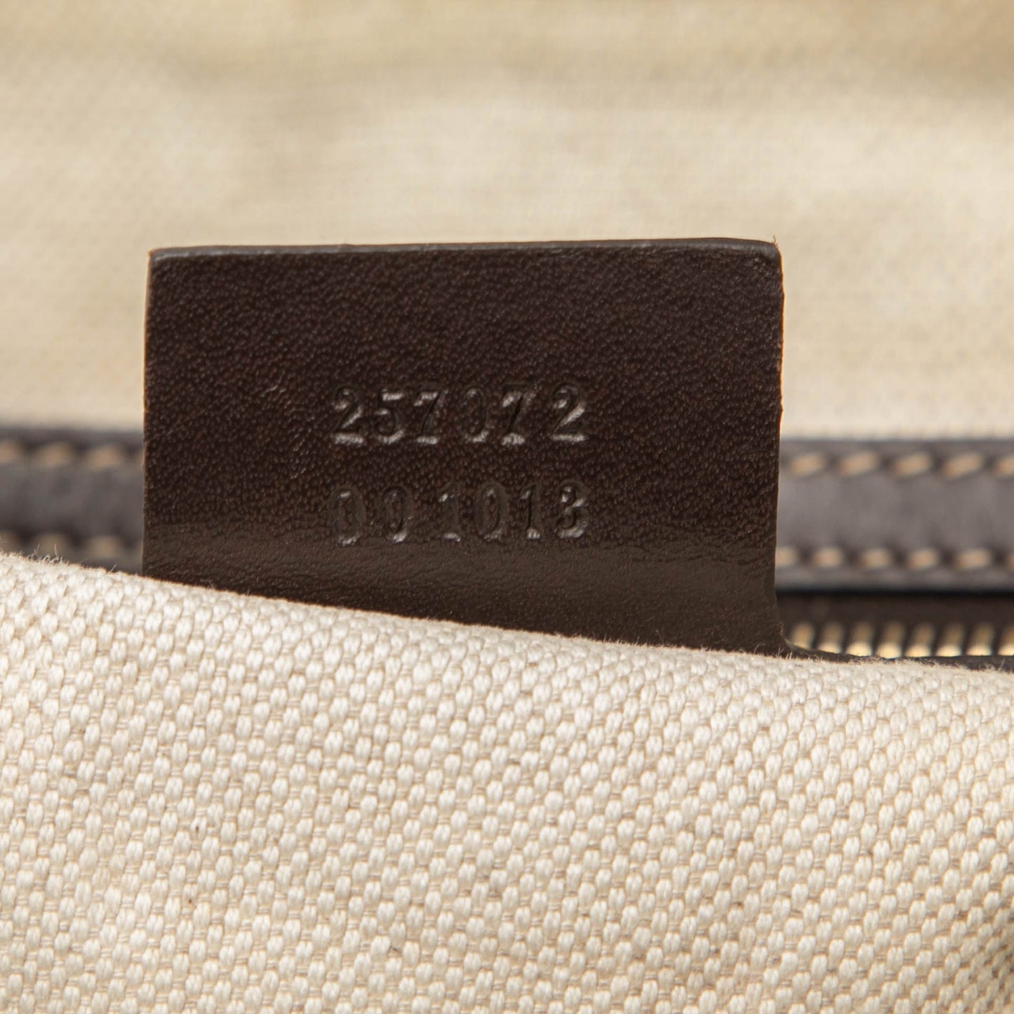 Gucci GG Canvas Lovely Crossbody