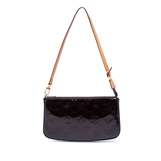 Louis Vuitton Monogram Vernis Pochette Accessoires