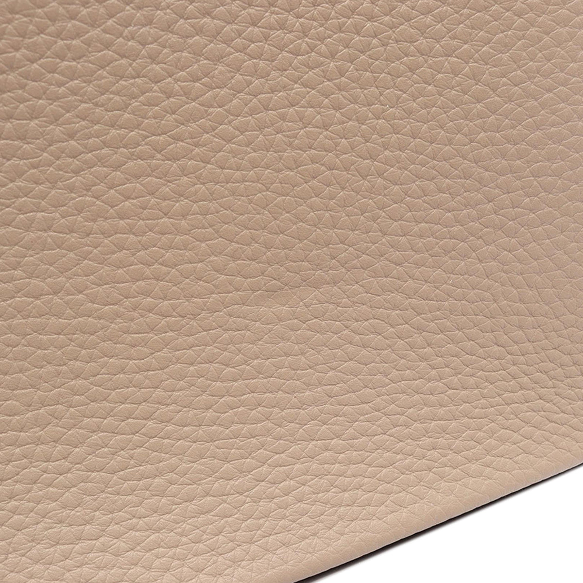Louis Vuitton Taurillon Capucines PM — Beige