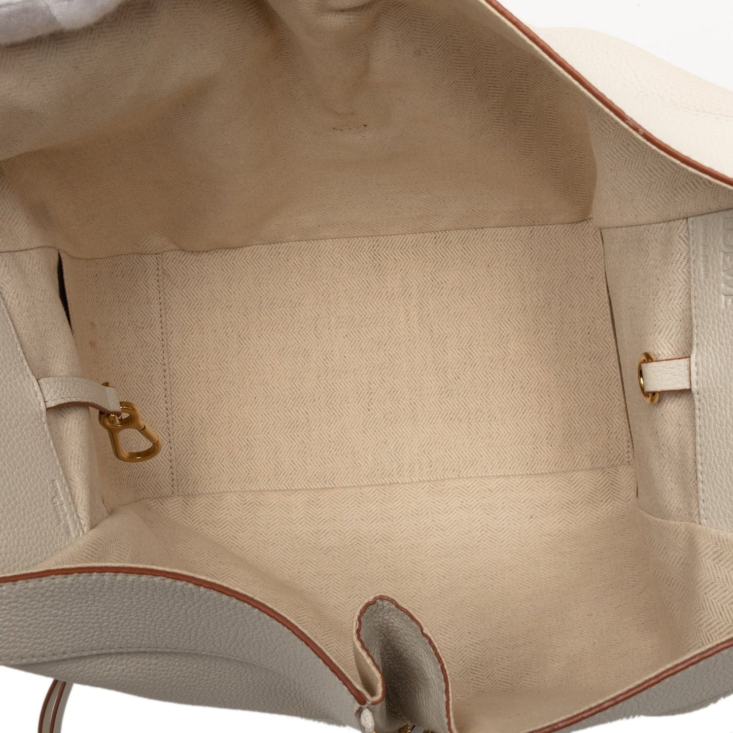 Medium Grained Calfskin Hammock Satchel