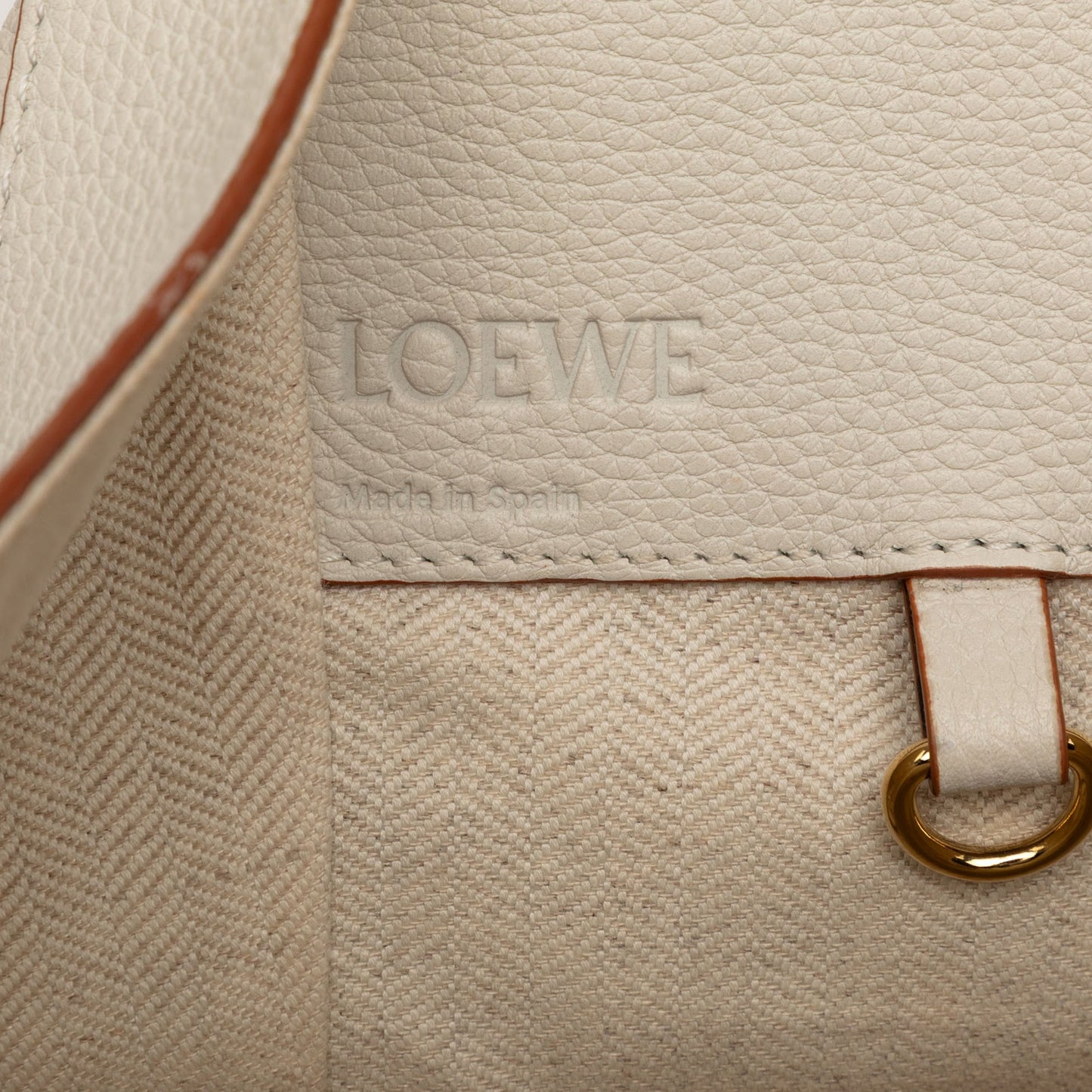 Medium Grained Calfskin Hammock Satchel