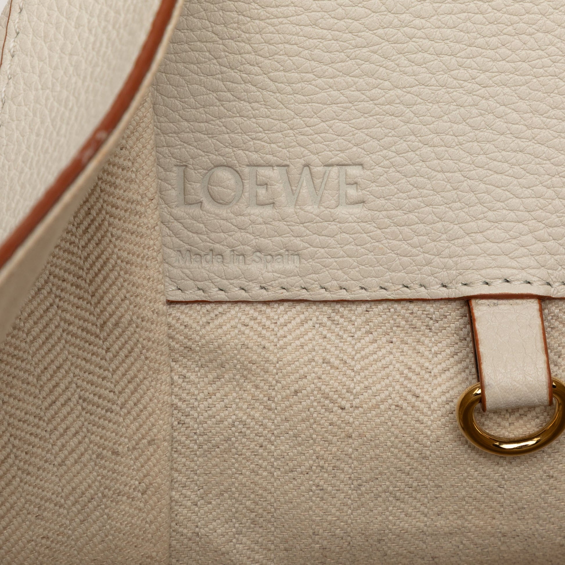 Medium Grained Calfskin Hammock Satchel