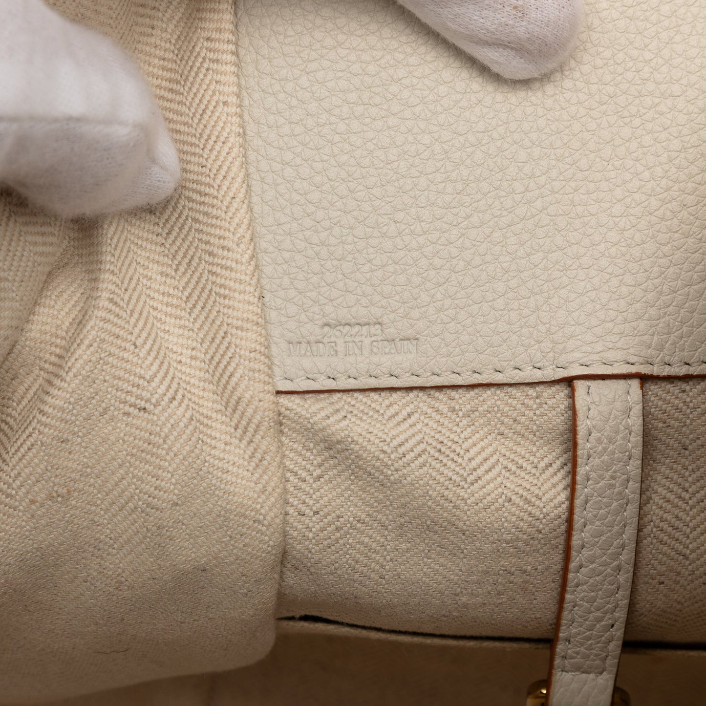 Medium Grained Calfskin Hammock Satchel